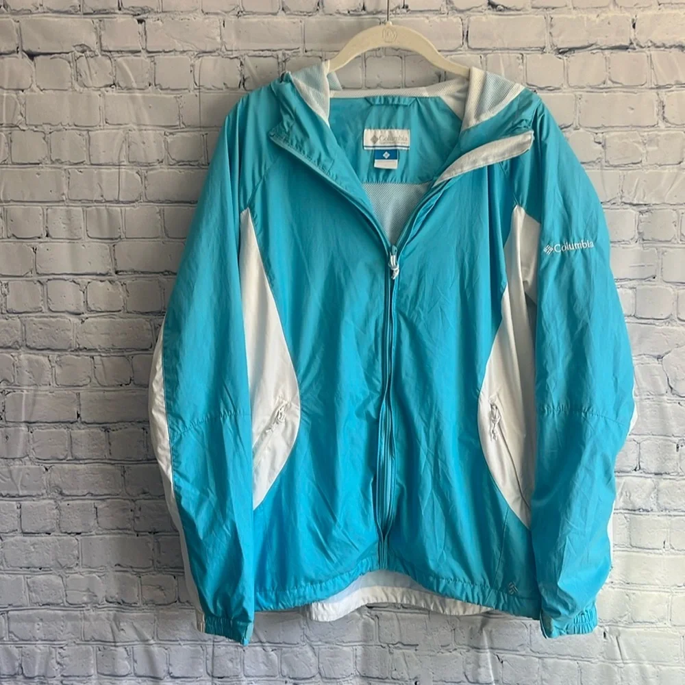 Columbia Blue and White‎ Lightweight, Windbreaker, Jacket Womans Size Large
